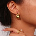 Gold Hoop Earrings – Modern Elegance with Timeless Shine - Venoria