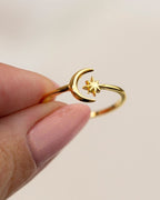 Celestial "Moon & Star Embrace" Gold Ring - Venoria