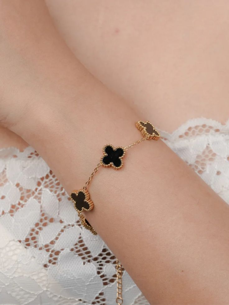 Lucky Clover Bracelet in Black Enamel & Gold Finish - Venoria