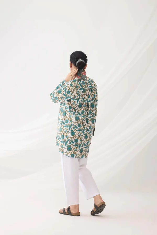 surya top white blue