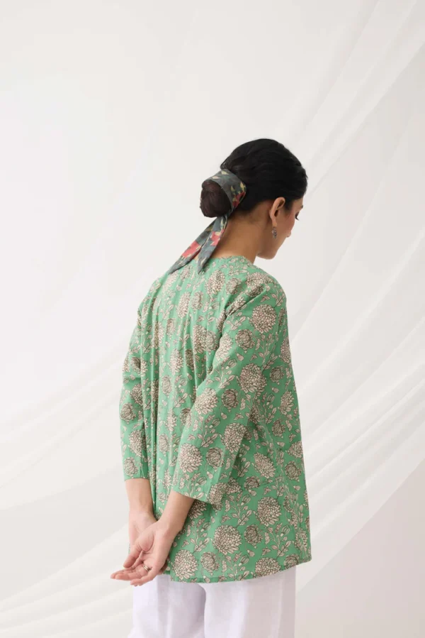 beachy top jade green
