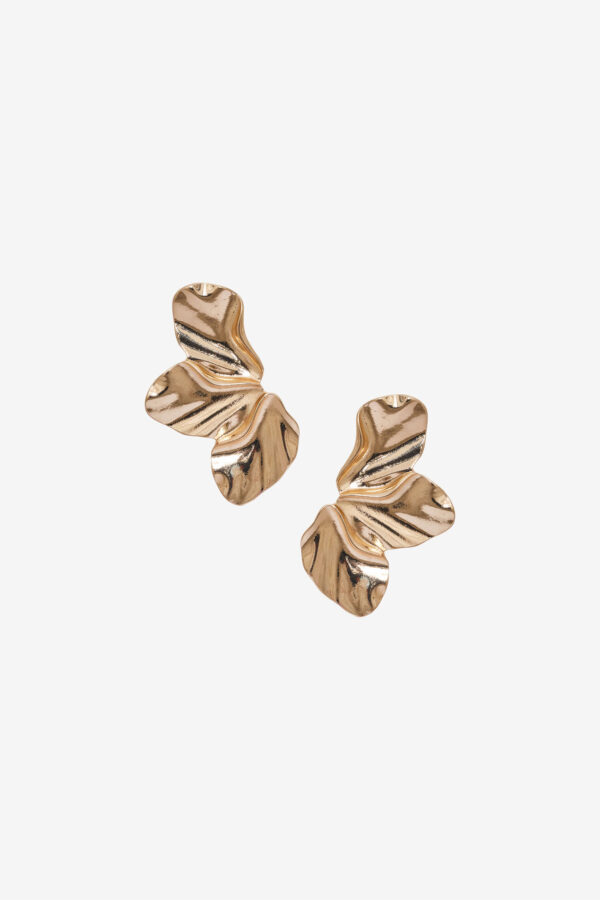gilt 3 leaf swing earrings